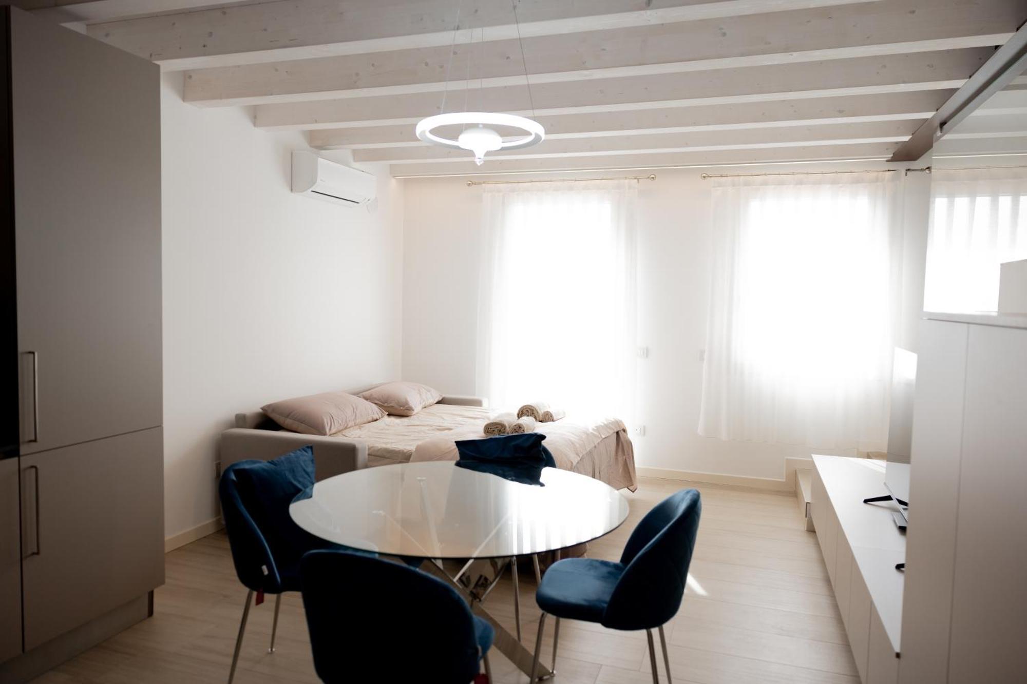 Apartment-Boutique Stella Читтаделла Экстерьер фото